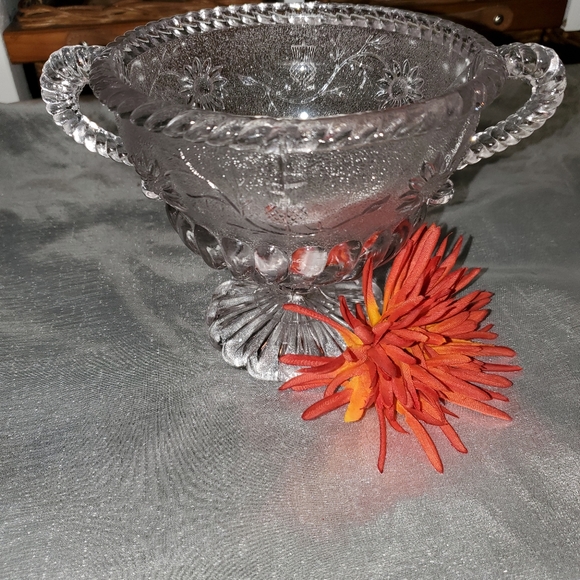 EDWARD MOORE 1887 2 HANDLED SUGAR/TAZZA FROSTED WITH THISTLES & DAISIES - Picture 2 of 10